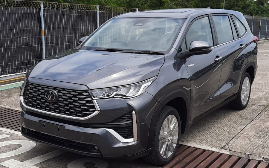 Đại lý nhận cọc Toyota Innova dù chưa có thông tin chính thức
