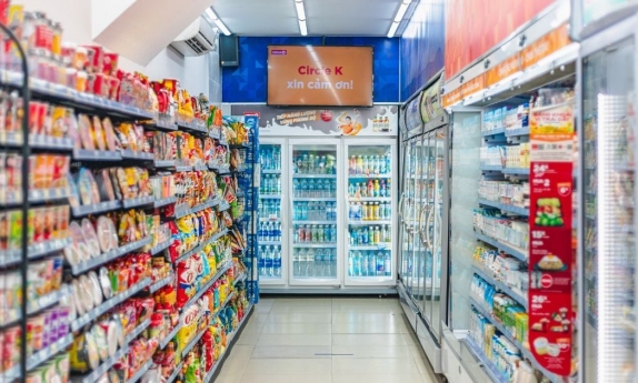 Chuỗi cửa hàng tiện lợi nước ngoài ở Việt Nam báo lỗ trăm tỷ nhưng vẫn