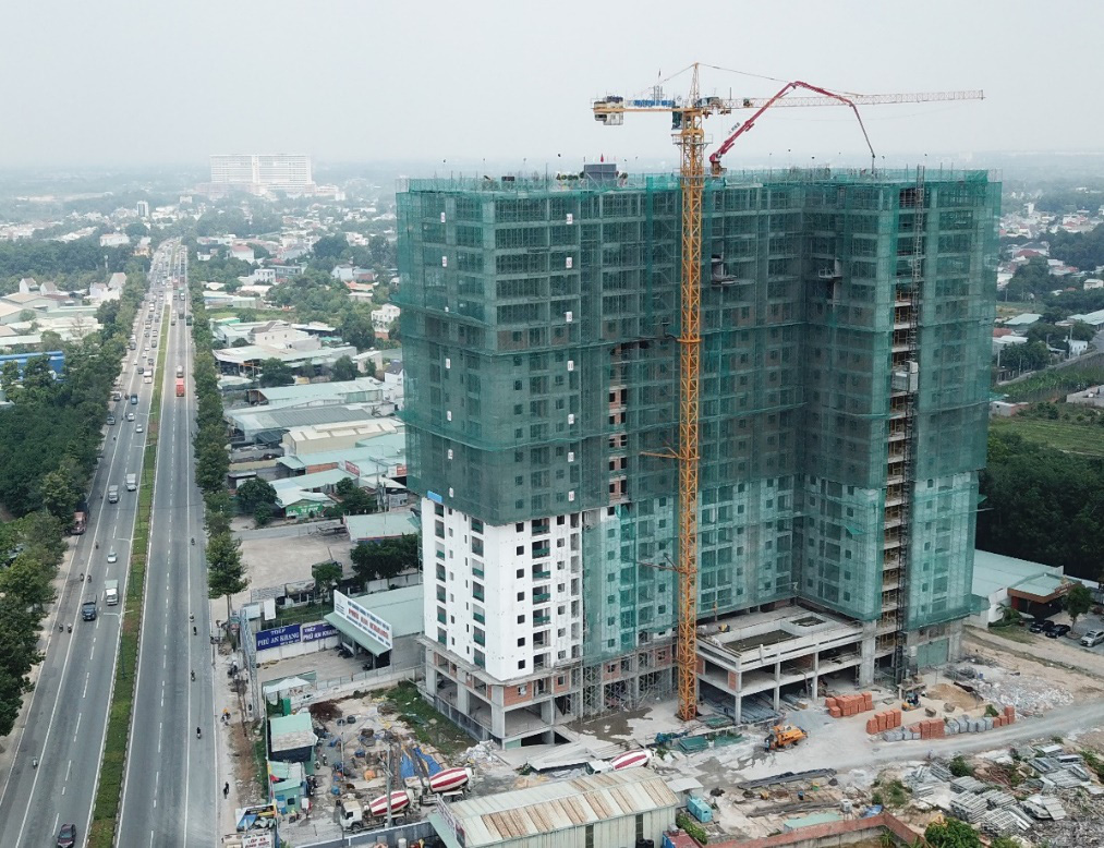 Thị trường bất động sản tháng 10/2024: Dòng tiền dịch chuyển, giá chung cư các tỉnh vùng ven TP.HCM tăng mạnh