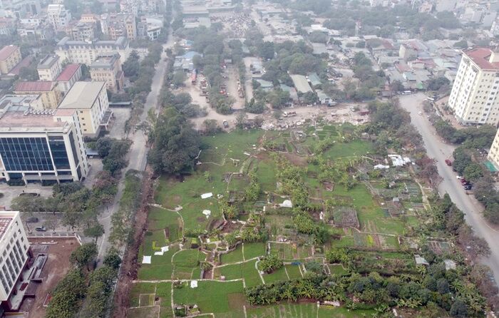 Chủ đầu tư khu đô thị Trũng Kênh (Hà Nội) bị ngân hàng rao bán nợ