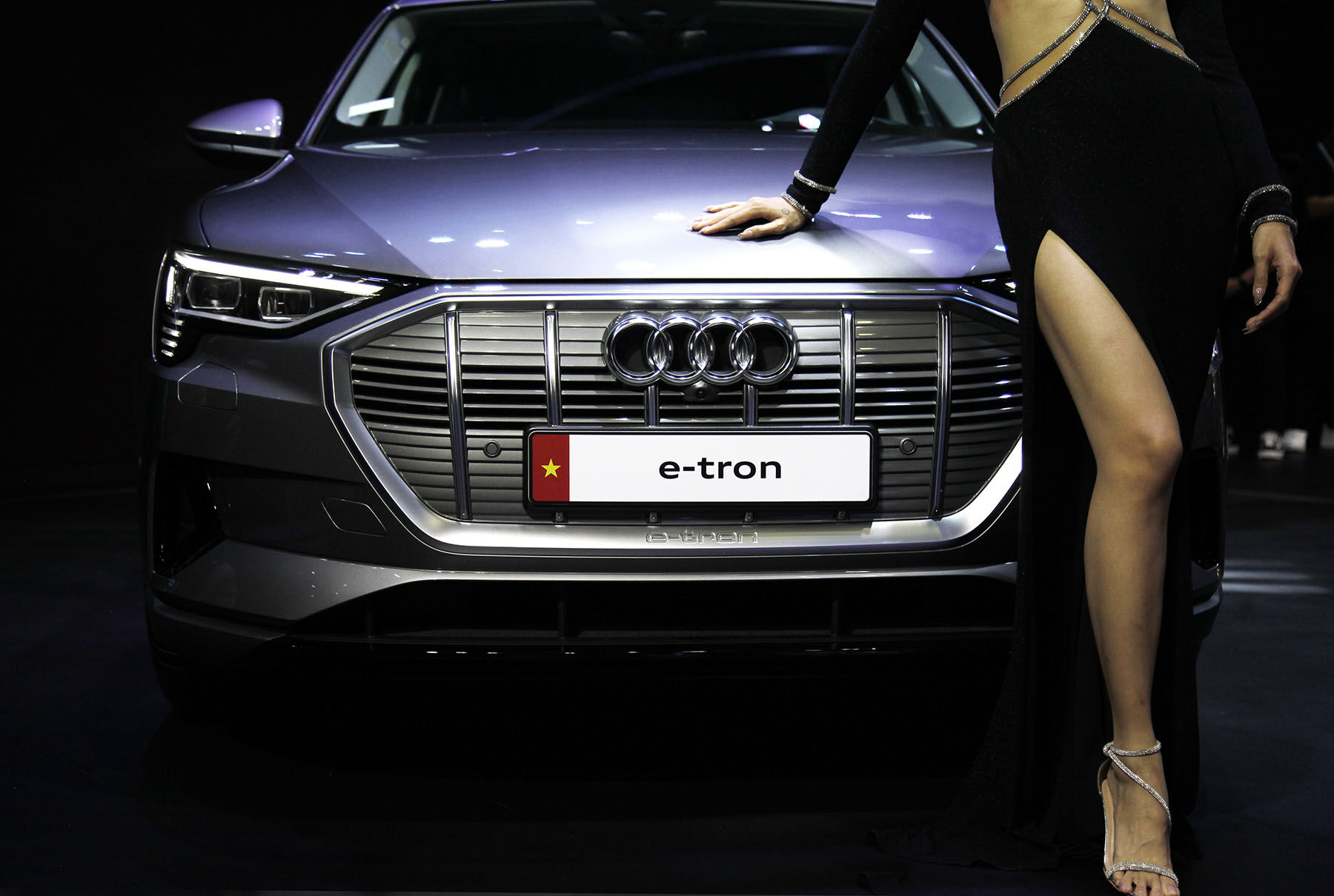 Triển lãm Ô tô Việt Nam 2022: Audi e-tron SUV có hai phiên bản, khởi điểm từ 2,97 tỷ đồng