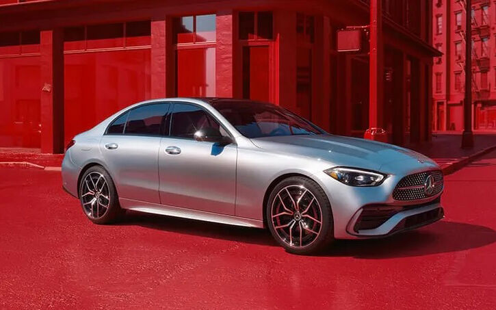 Mercedes Benz sắp tăng giá GLB và C - Class tại Việt Nam?