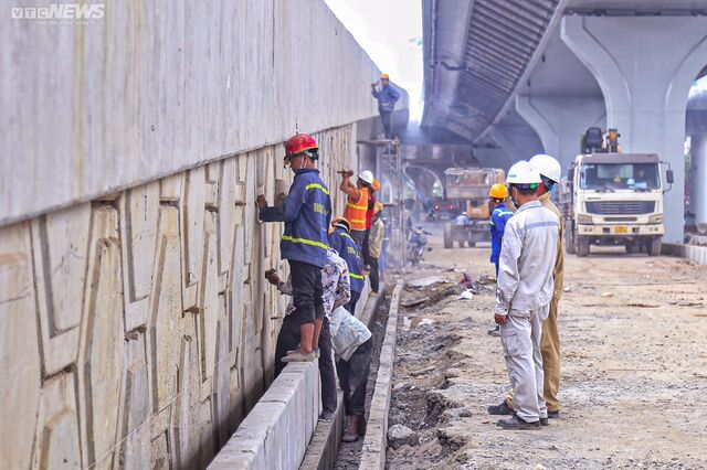 Diện mạo cầu cạn 10.000 tỷ đồng đi qua 4 quận Hà Nội trước ngày thông xe - Ảnh 9. Diện mạo cầu cạn 10.000 tỷ đồng đi qua 4 quận Hà Nội trước ngày thông xe - Ảnh 9.