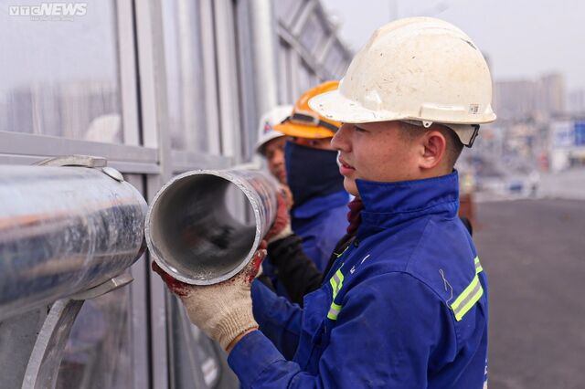 Diện mạo cầu cạn 10.000 tỷ đồng đi qua 4 quận Hà Nội trước ngày thông xe - Ảnh 7. Diện mạo cầu cạn 10.000 tỷ đồng đi qua 4 quận Hà Nội trước ngày thông xe - Ảnh 7.