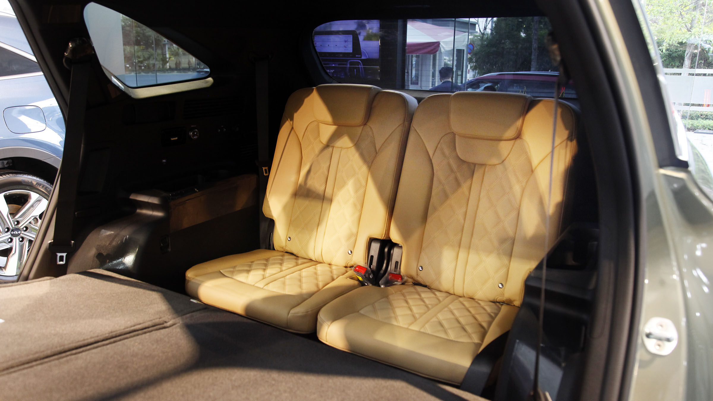 kia_sorento_hybrid_25_20221225231407.jpg