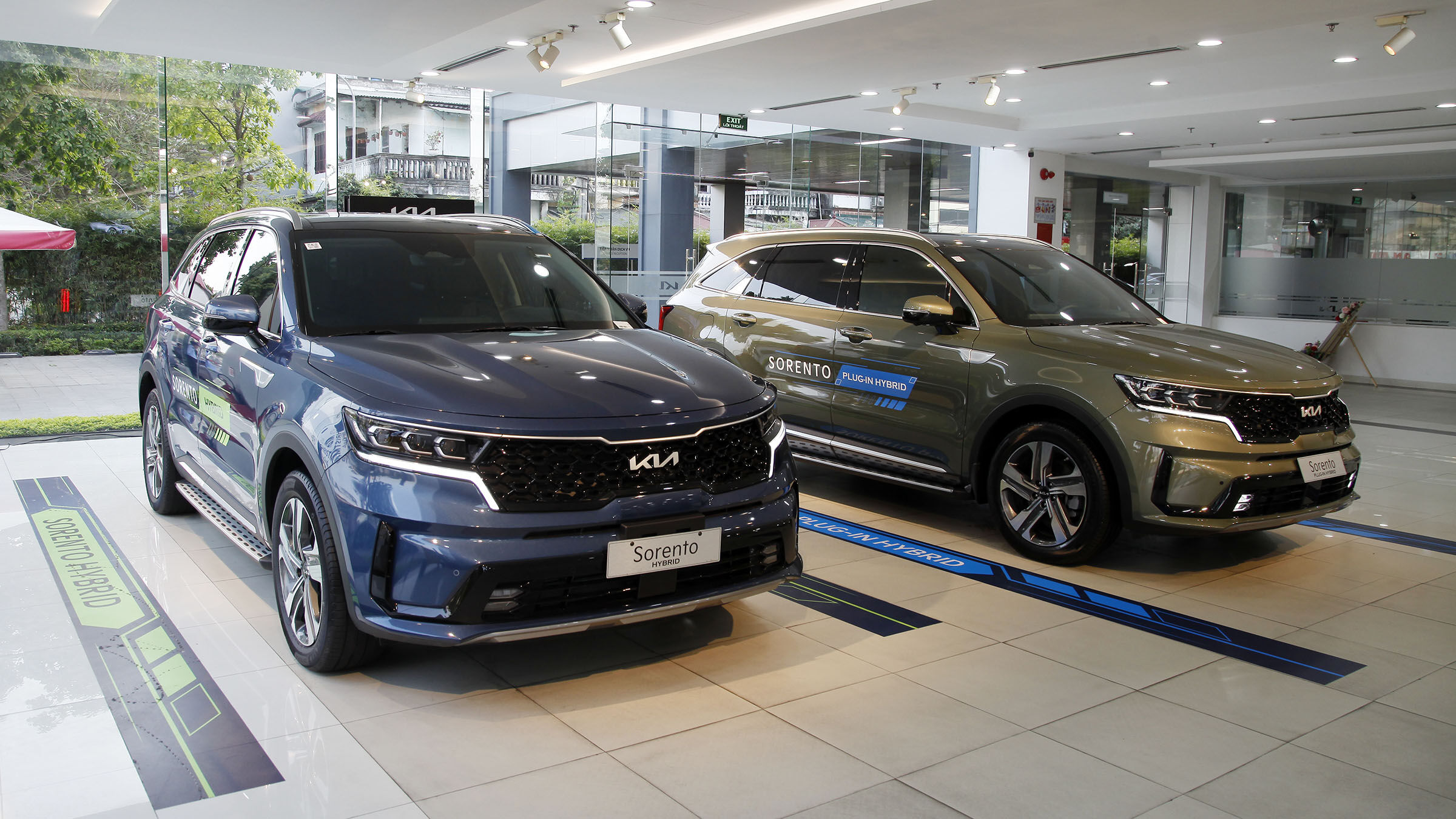 Cặp đôi KIA Sorento hybrid đã có mặt tại Hà Nội
