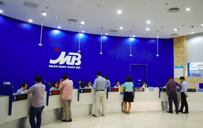 Nợ xấu của MBBank tăng vọt, dòng tiền đổ vào bất động sản và trái phiếu