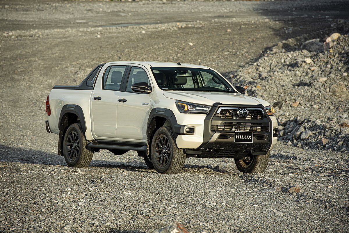 tgpt-toyota-hilux_20210801074929.jpg
