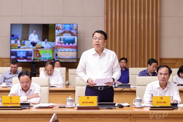 thu%20truong%20Nguyen%20duc%20chi%20.jpeg
