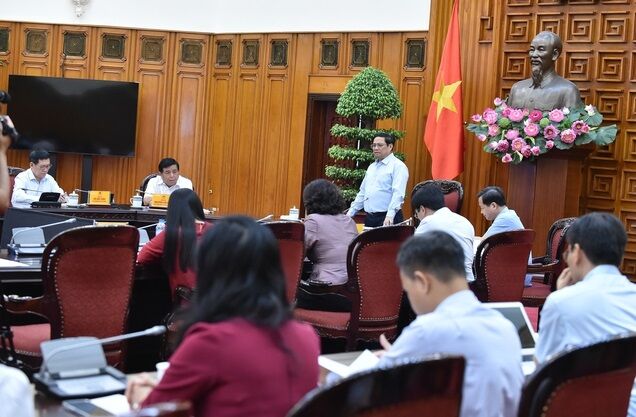 Thủ tướng Chính phủ yêu cầu chỉ đạo điều hành vĩ mô phải bảo đảm tính tổng thể, bài bản, khoa học, hiệu quả, hợp lý cả trước mắt và lâu dài