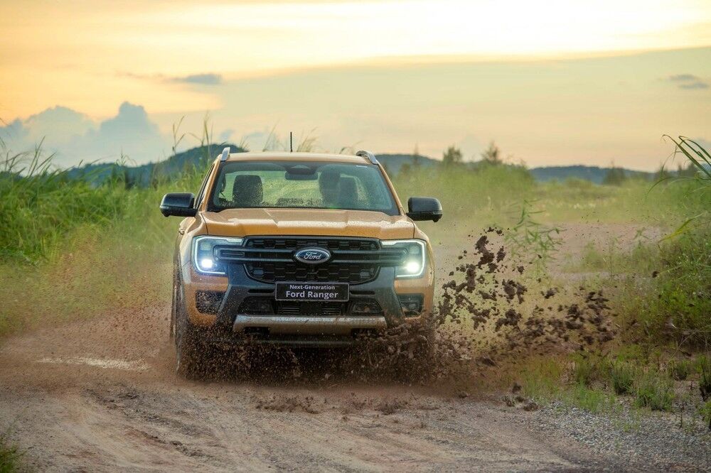 Ford Ranger 2022 ra mắt tại Việt Nam, giá từ 659 triệu đồng