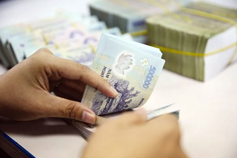 Lãi suất cho vay hiện nay dao động từ 7,9% đến 9,3%