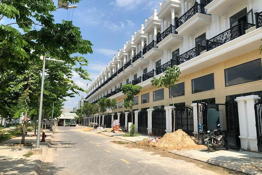 Đề xuất tính thuế khi mua bán đất theo bảng giá đất hằng năm