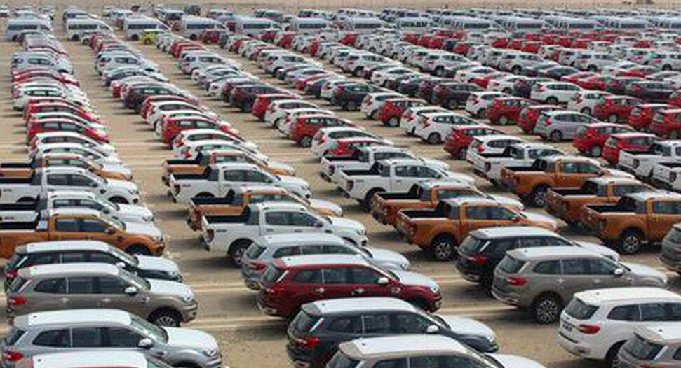 Ô tô nhập khẩu về Việt Nam năm 2022 đã vượt mốc 100.000 chiếc