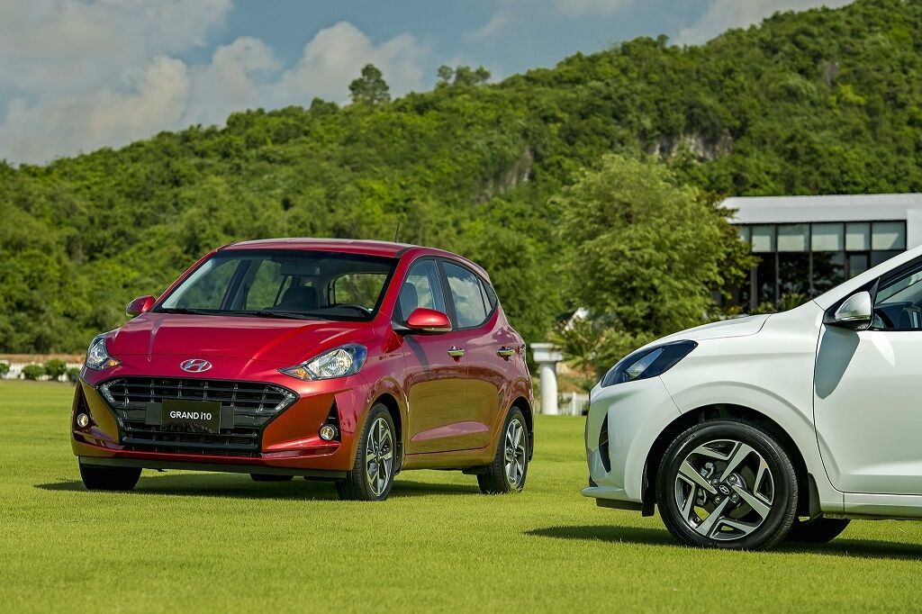 Xe hạng A: Chọn Hyundai Grand i10 hay Kia Morning?