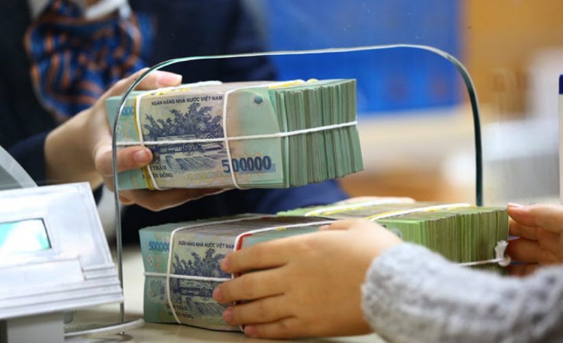 Lãi suất tiền gửi ngân hàng thấp kỷ lục