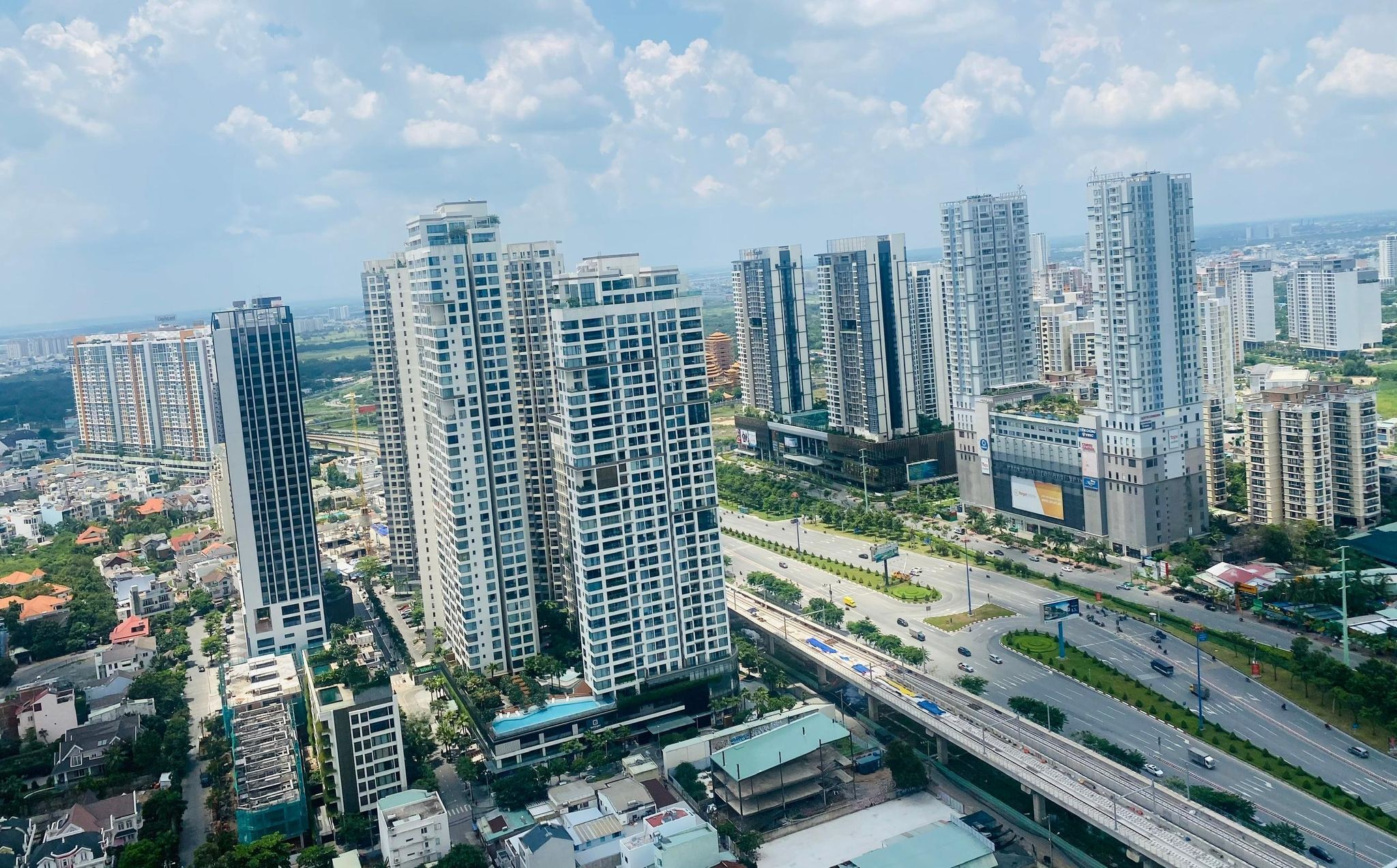 Bộ Xây dựng đề xuất loạt giải pháp “gỡ khó” cho thị trường bất động sản trước thềm hội nghị toàn quốc
