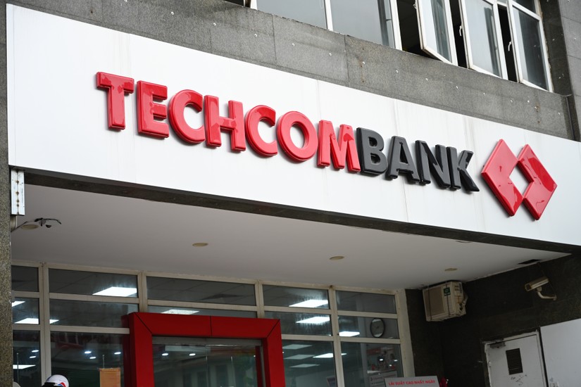 Techcombank cho công ty của em trai Chủ tịch vay 1.500 tỷ đồng