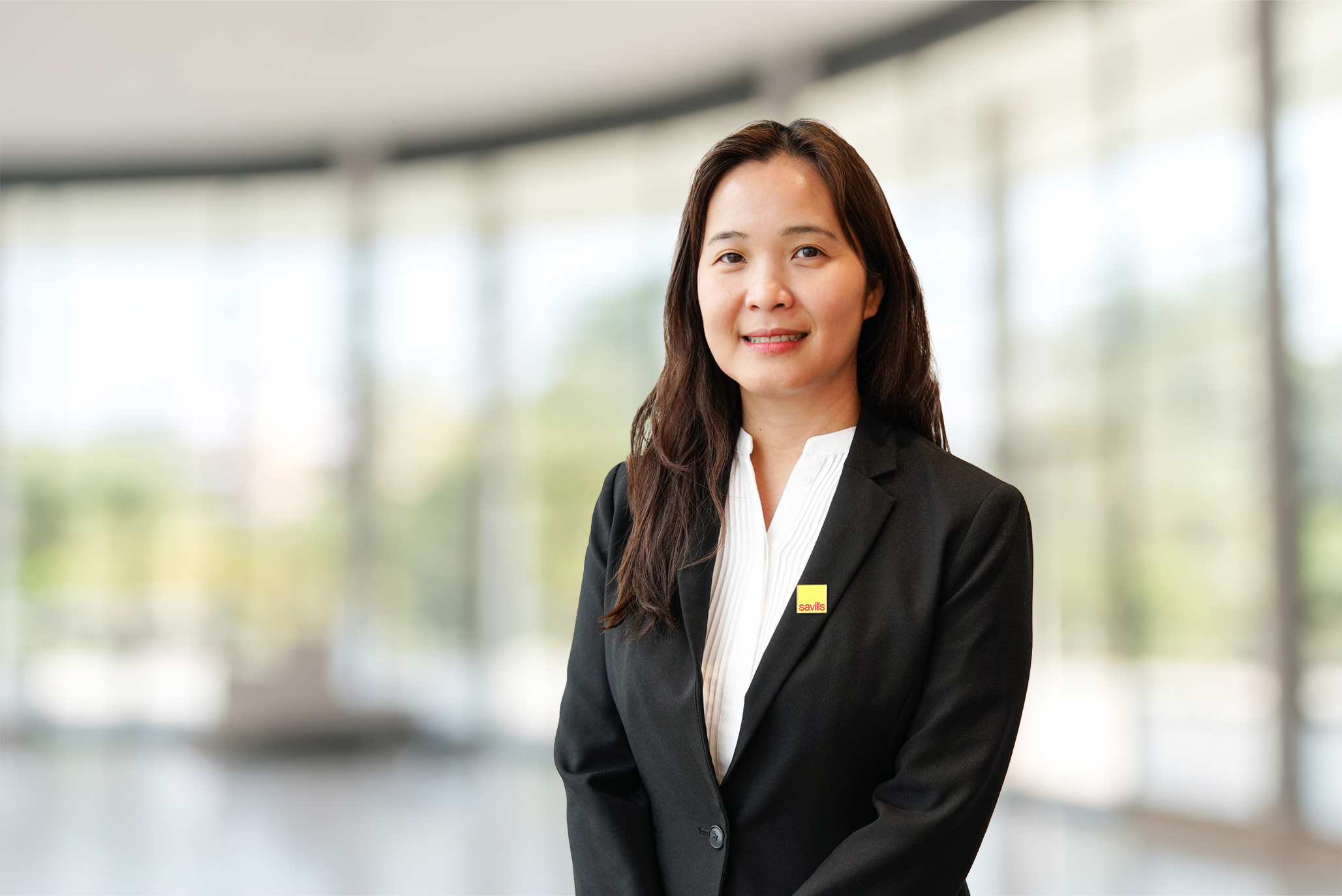 ba_nguyen_hong_van_pho_giam_doc_bo_phan_dinh_gia_va_tu_van_savills_ha_noi_20230615175856.png