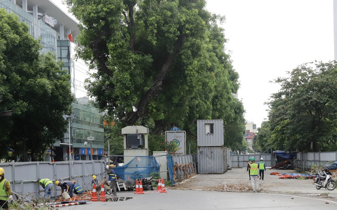 Hà Nội: Tháo rào chắn phố Kim Mã sau gần 3 năm phục vụ thi công ga ngầm đường sắt đô thị