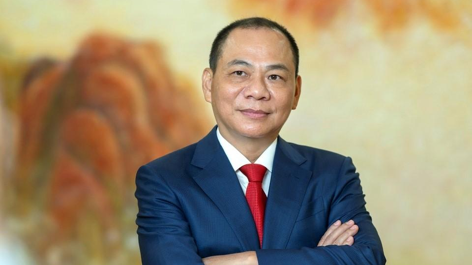 Tỷ phú Phạm Nhật Vượng chuyển nhượng hơn 60 triệu cổ phiếu VIC để tăng vốn cho VinEnergo