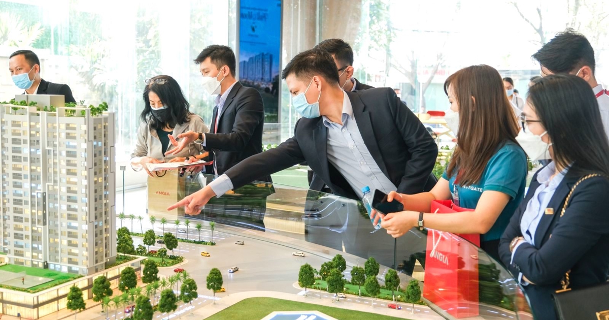 Giá căn hộ chạm ngưỡng 300 triệu đồng/m2, “kích hoạt” làn sóng doanh nghiệp bất động sản quay lại thị trường