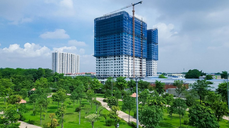Chung cư cao cấp áp đảo TP.HCM, người mua nhà ở thực “chạy dạt” về vùng ven