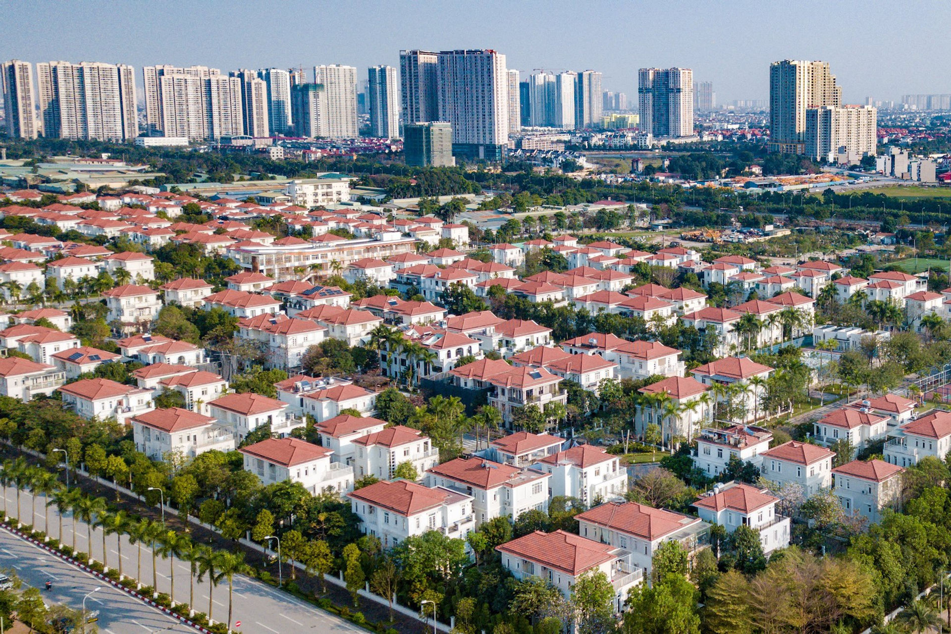 Chi phí vốn tăng: Thị trường bất động sản đối mặt nhiều sức ép