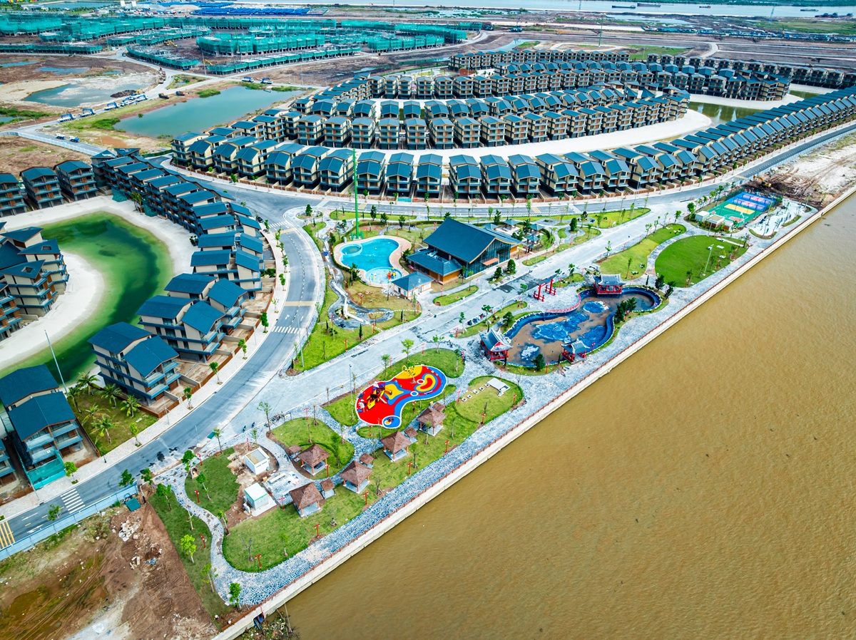 Nhà đầu tư săn biệt thự phong cách Nhật bàn giao ngay tại Vinhomes Royal Island
