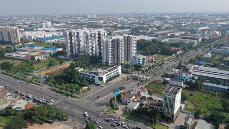 TP.HCM “chốt” bảng giá đất 2026: Đất ở tại Bình Dương tăng 8 lần, Bà Rịa - Vũng Tàu tăng 4 lần