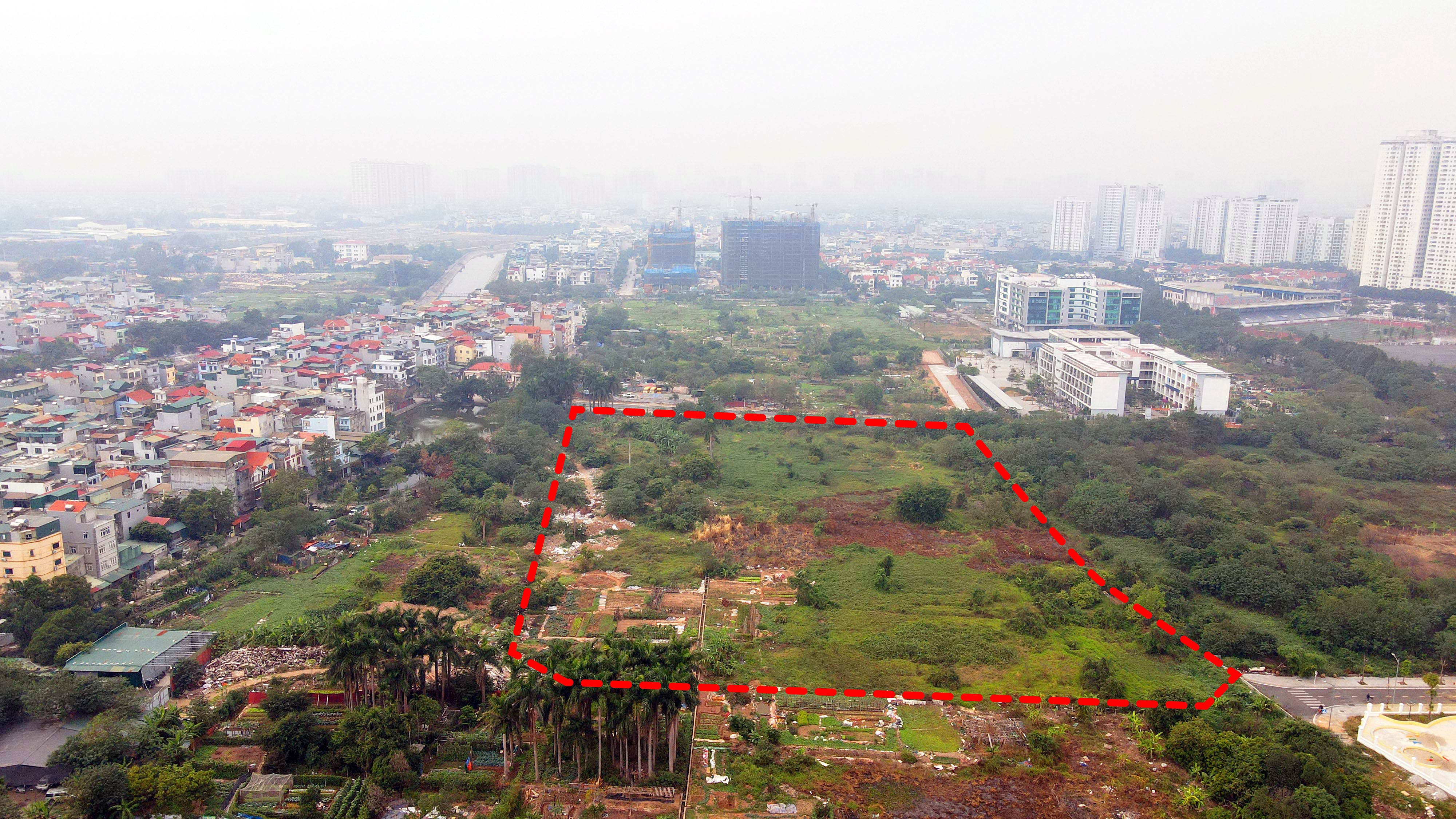Doanh nghiệp bất động sản kín tiếng được Hà Nội giao hơn 3,8 ha “đất vàng” gần hồ Linh Đàm xây loạt biệt thự