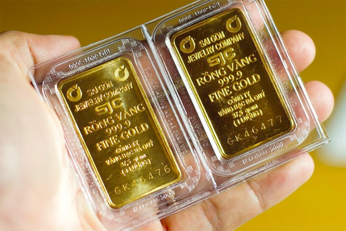 Giá vàng SJC tăng sốc lên 122,5 triệu đồng/lượng