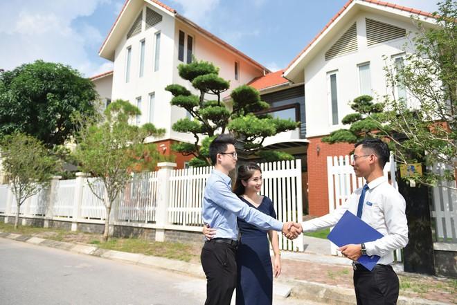 Lãi suất vay mua nhà tháng 4/2025: Các gói vay lãi suất thấp phần lớn chỉ diễn ra trong thời gian ngắn