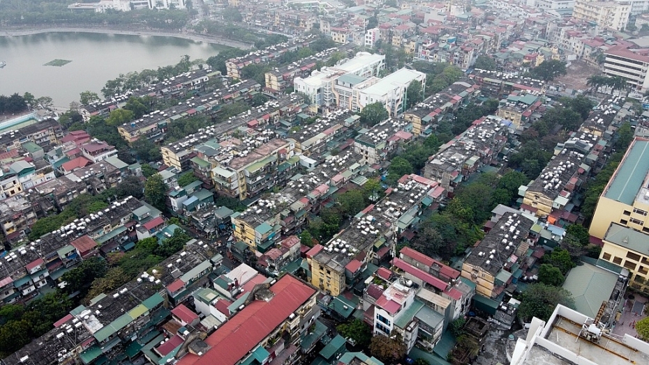 "Ồ ạt" nâng tầng khi cải tạo chung cư cũ trên "đất vàng" nội đô: Không lo quá tải hạ tầng?!