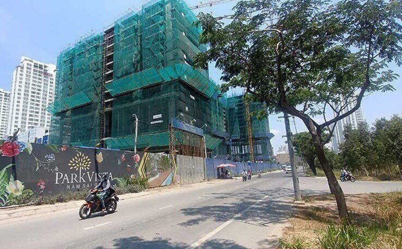 Doanh nghiệp bất động sản thành lập mới ở TP.HCM vẫn giảm mạnh dù thị trường tiếp tục khởi sắc