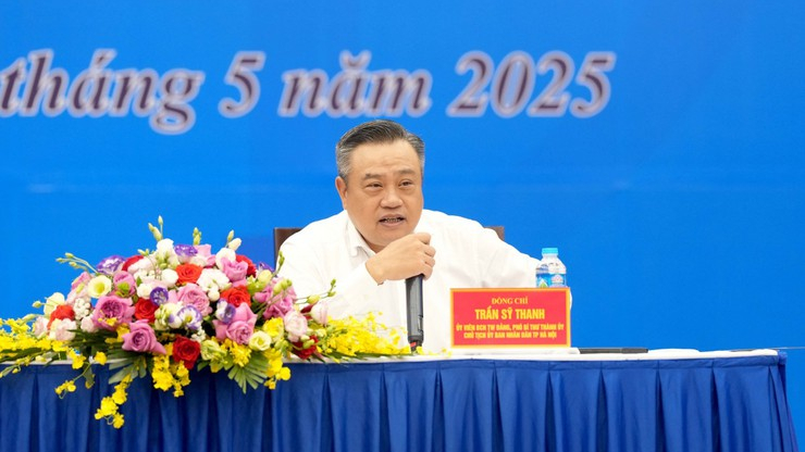 Chủ tịch Hà Nội gỡ vướng nhu cầu về nhà ở xã hội cho công nhân, người lao động