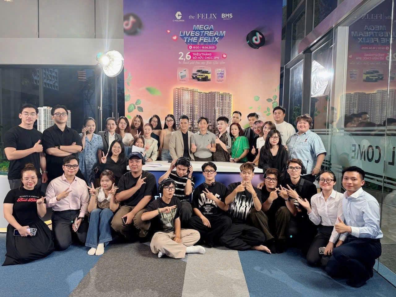 Nhiều chủ đầu tư livestream bán nhà: Xu hướng mới trên thị trường địa ốc?