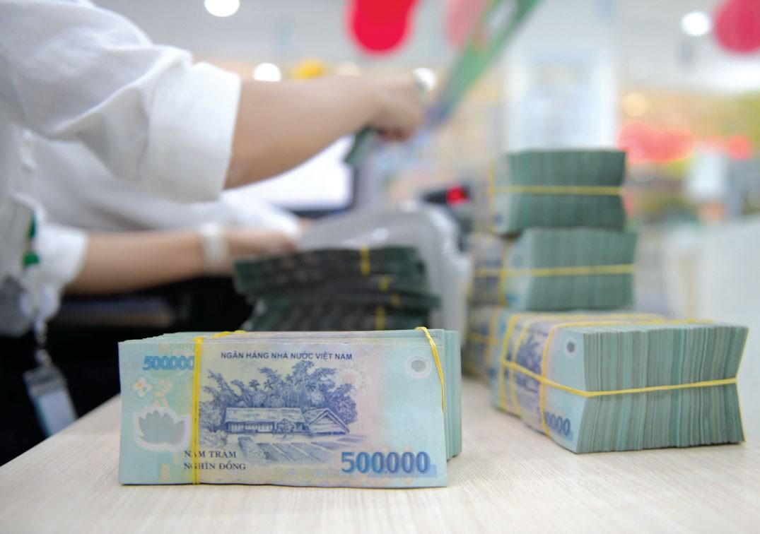 Tín dụng bứt tốc, nhiều ngân hàng báo lãi cao nhất nhiều năm