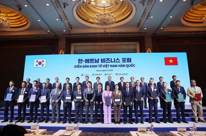 Việt Nam lần đầu xuất khẩu 5.000 UAV: Cột mốc lịch sử mở ra kỷ nguyên công nghệ mới