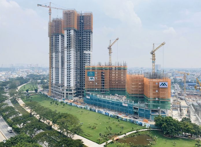 Kỳ vọng tiềm năng tăng giá khiến nhà đầu tư tiếp tục đổ tiền mua chung cư dù giá neo cao