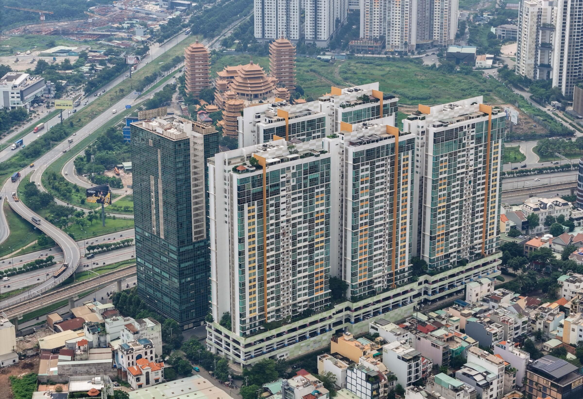 Giá nhà ở TP.HCM sau sáp nhập khó giảm như kỳ vọng