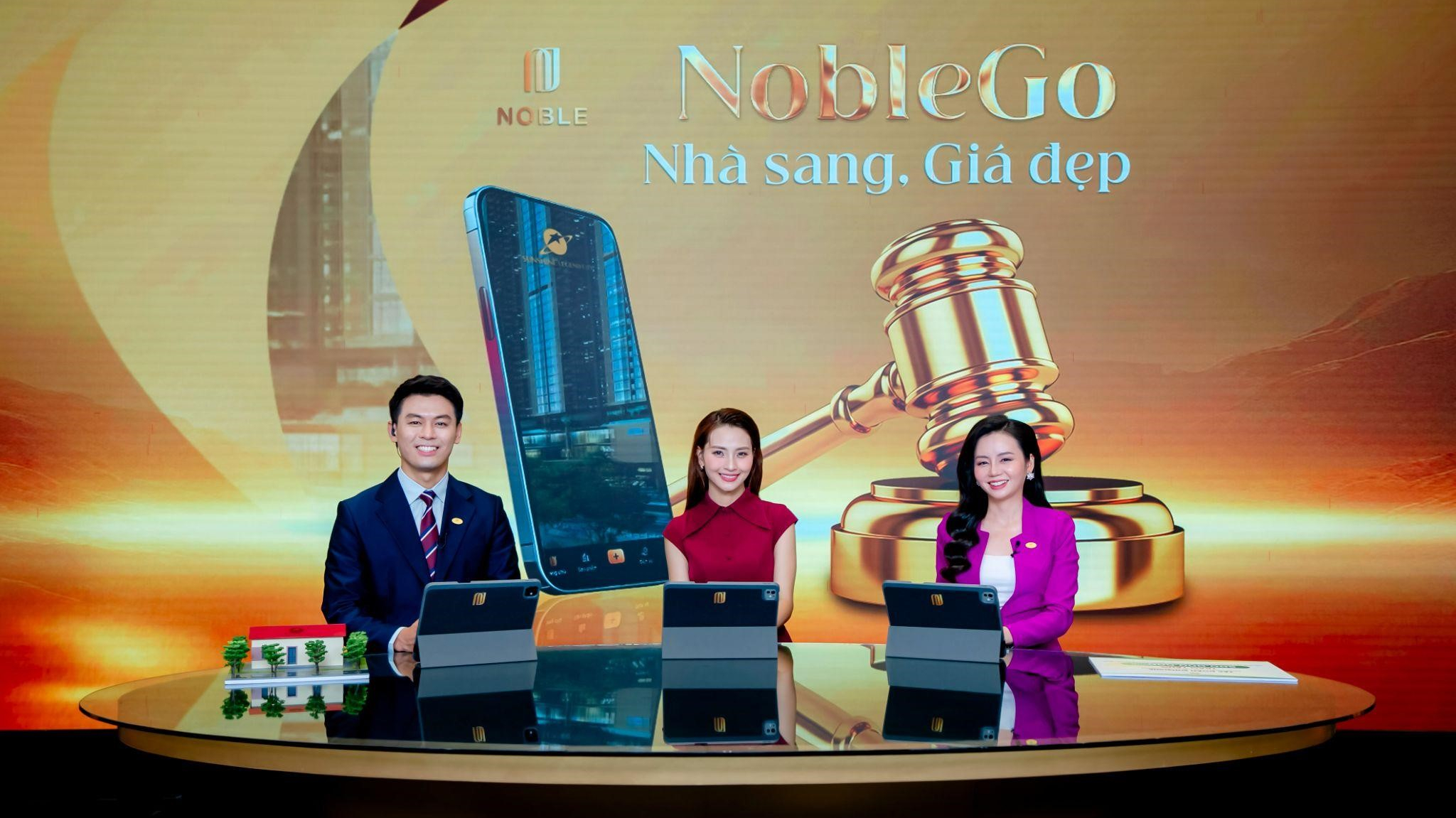 Sunshine Legend City gây sốt với căn hộ full nội thất 5 sao, khách “săn” quyền mua quyết liệt trên livestream 9/9