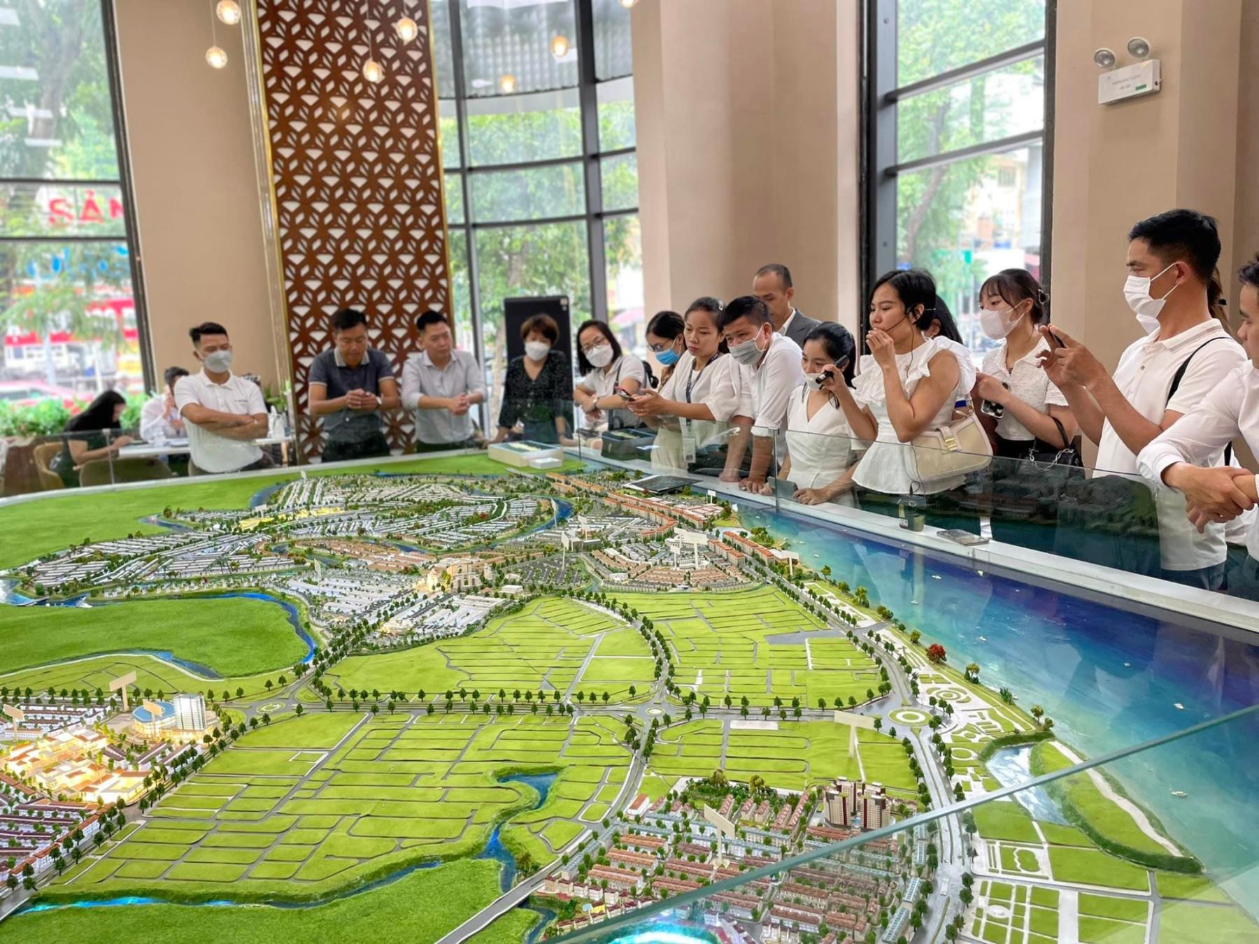 Bất động sản 2026 có gì mà doanh nghiệp “đua nhau” thành lập mới tăng gần gấp đôi?