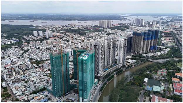 Doanh thu từ bất động sản tại TP.HCM tiếp tục vọt tăng mạnh