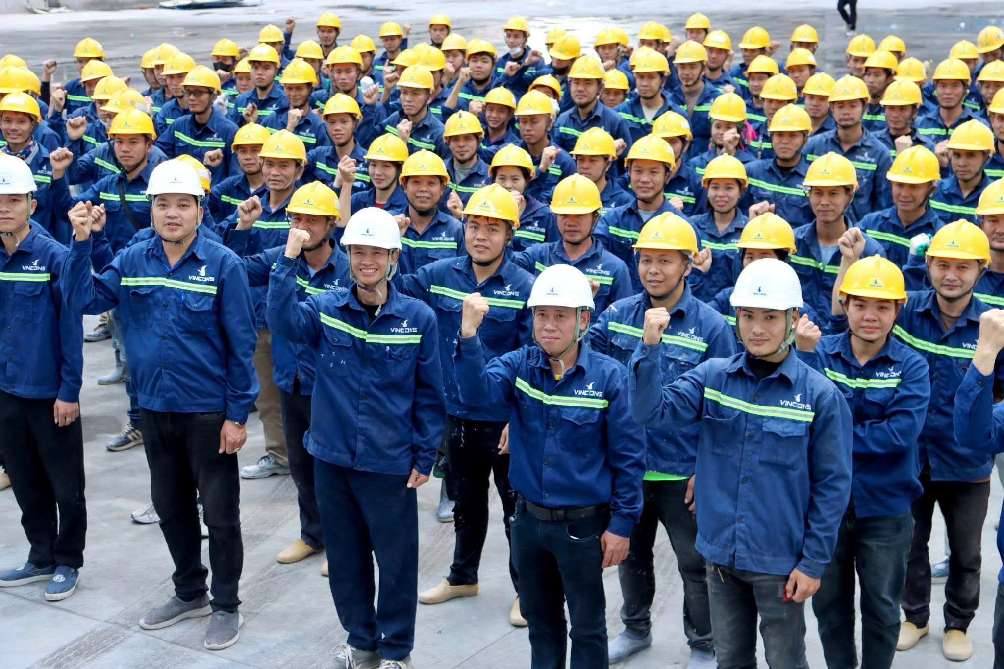 Vingroup tuyển 25.000 nhân sự lương cao nhất tới 65 triệu đồng/tháng cho các dự án hạ tầng do SGC triển khai