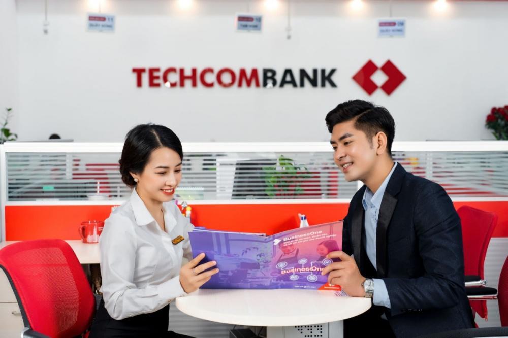 Giảm mạnh cho vay bất động sản, Techcombank báo lãi quý I cao kỷ lục