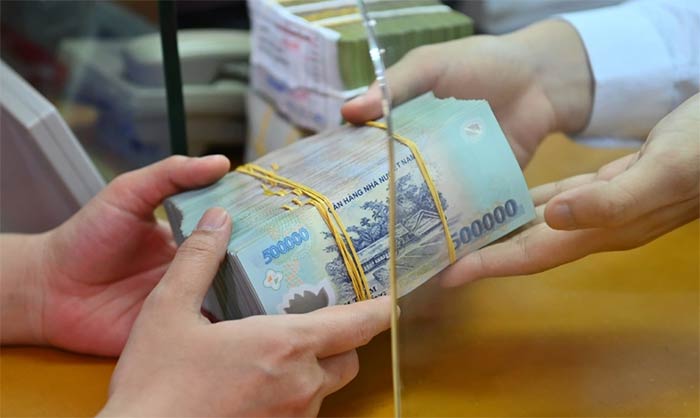 Tiền gửi ngân hàng sụt giảm phát đi tín hiệu gì?