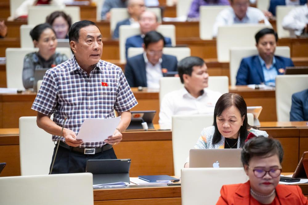Đại biểu Phạm Văn Hòa, Đoàn ĐBQH tỉnh Đồng Tháp. (Ảnh: Quốc hội) Đại biểu Phạm Văn Hòa, Đoàn ĐBQH tỉnh Đồng Tháp. (Ảnh: Quốc hội)