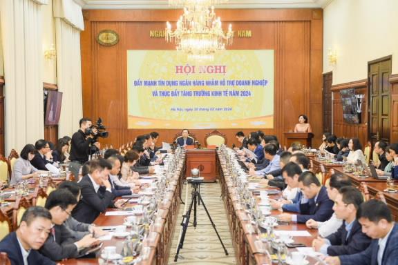 Mặt bằng lãi suất tiền gửi và cho vay tiếp tục có xu hướng giảm