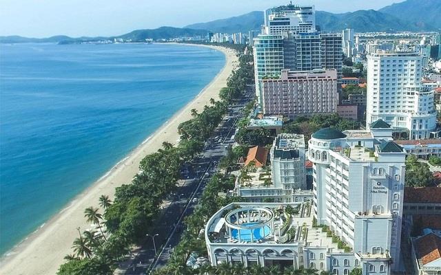 Bộ Chính trị: Hình thành một số tập đoàn kinh tế lớn hàng đầu xây dựng những công trình hạ tầng lớn, có ý nghĩa quan trọng- Ảnh 4. Bộ Chính trị: Hình thành một số tập đoàn kinh tế lớn hàng đầu xây dựng những công trình hạ tầng lớn, có ý nghĩa quan trọng- Ảnh 4.